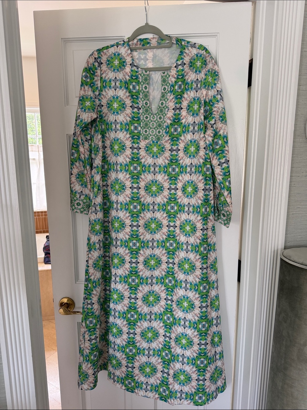 Green & White Geometric Printed Women's Dress Caftan